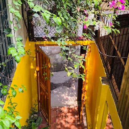 Chu Nhat Cafe & Homestay - 12 Ngo 41 Duong Lang - Co So 1 하노이 외부 사진