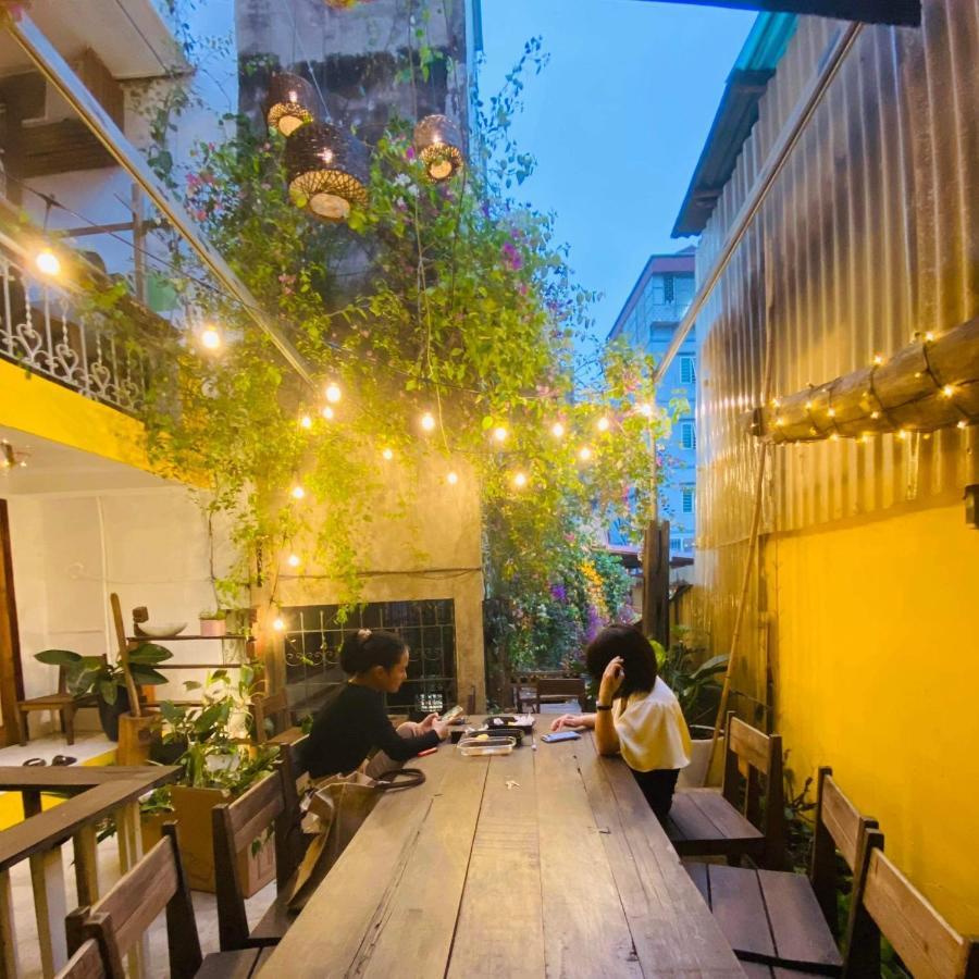 Chu Nhat Cafe & Homestay - 12 Ngo 41 Duong Lang - Co So 1 하노이 외부 사진