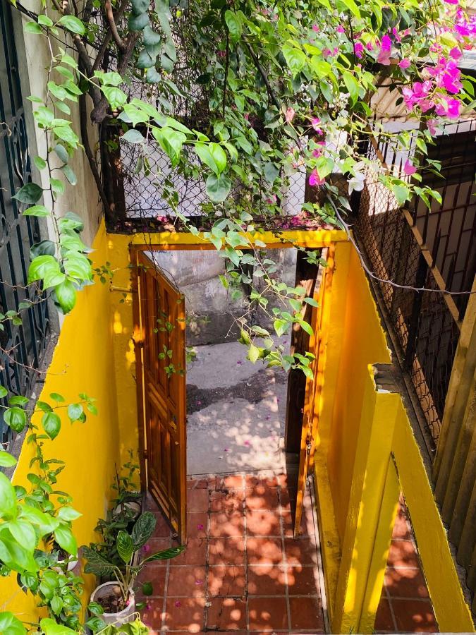 Chu Nhat Cafe & Homestay - 12 Ngo 41 Duong Lang - Co So 1 하노이 외부 사진